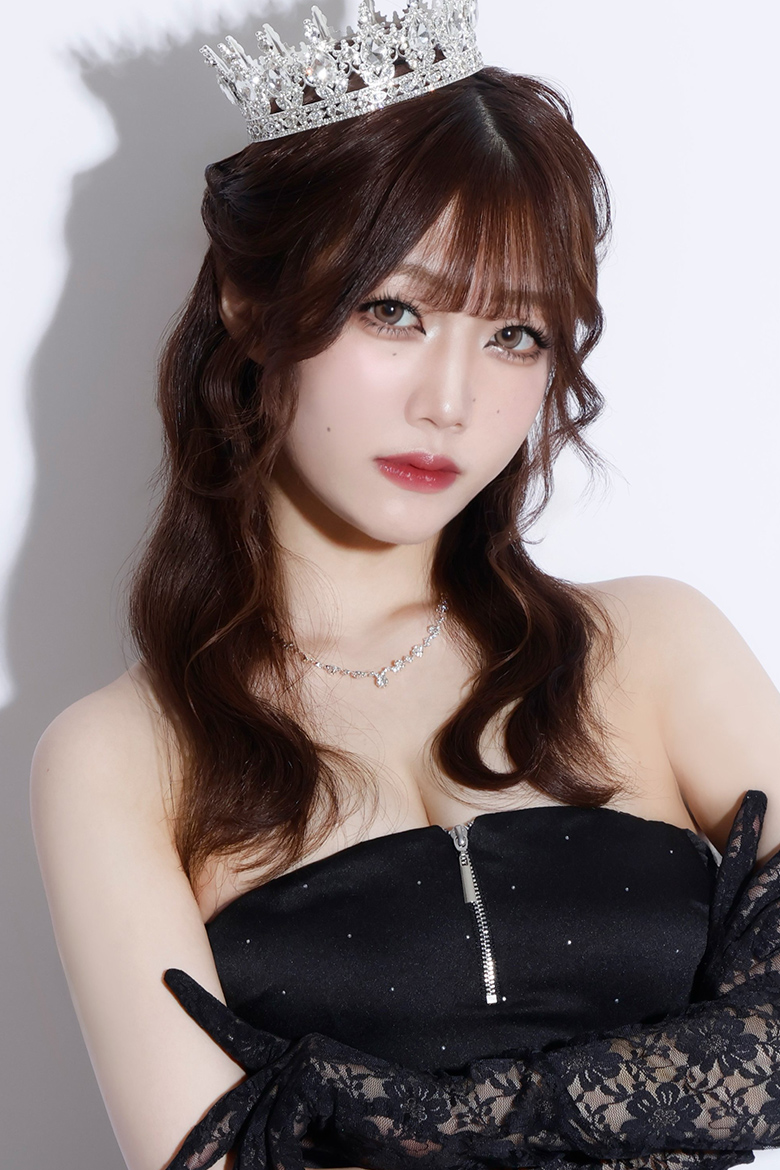 椎名 れん（REN SHIINA）Paris Collection