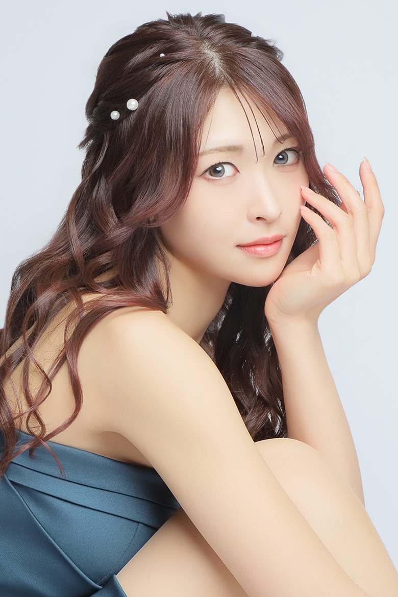 蓮見 綾（RYO HASUMI）Paris Collection