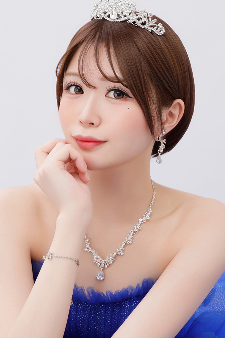 浅倉 みなみ（MINAMI ASAKURA）Paris Collection