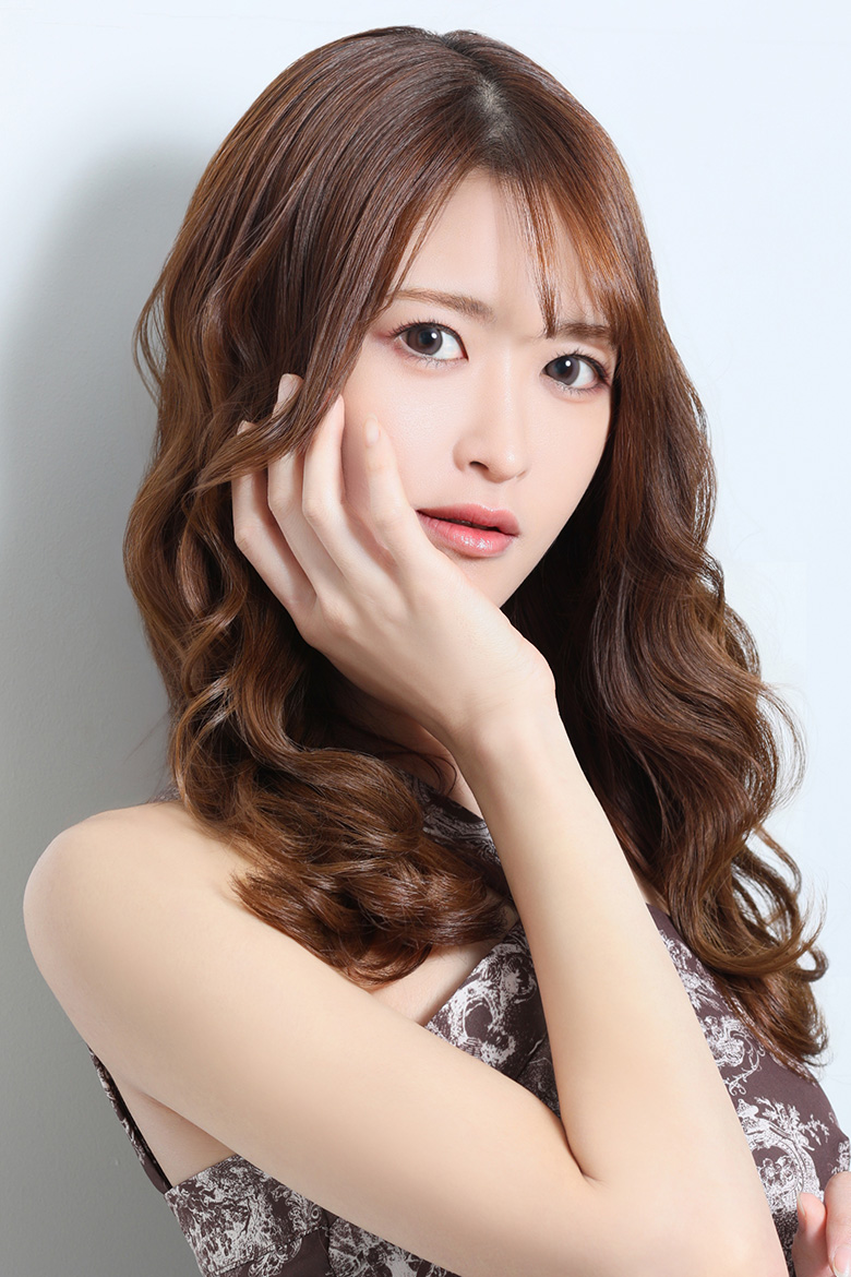 蓮見 綾（RYO HASUMI）Paris Collection