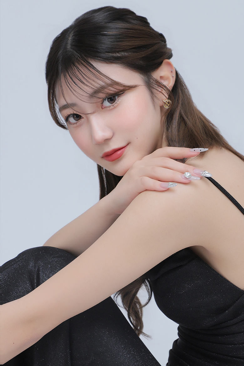 水瀬 るい（MINASE RUI）Paris Collection
