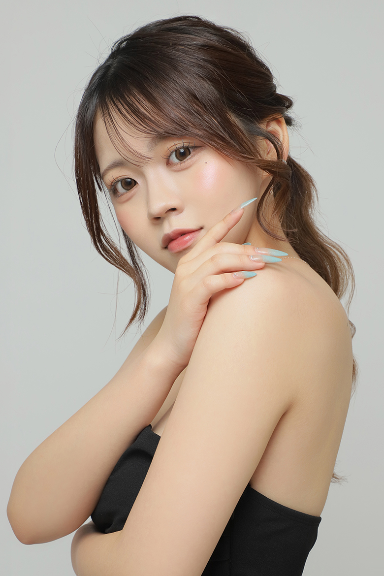 天宮 あず（AMAMIYA AZU）Paris Collection